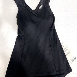 NWT Lululemon Black Built-in Bra V- neck Top tank
